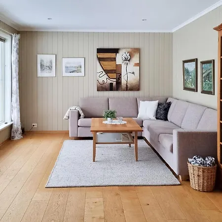 Ferienhaus 4 Bedroom Awesome In *